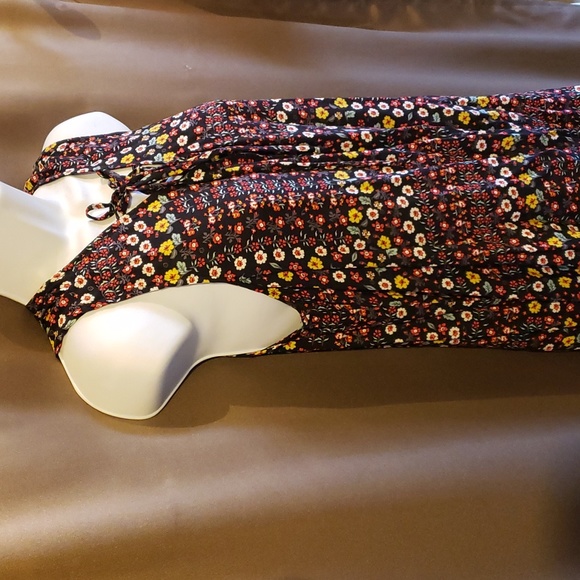 BCBG Sleeveless Black Floral Print Dress Tunic - NWT - Picture 9 of 10